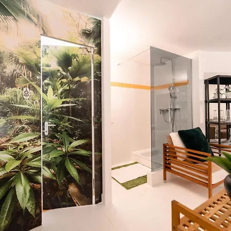 Business Sleeping Place Apartment