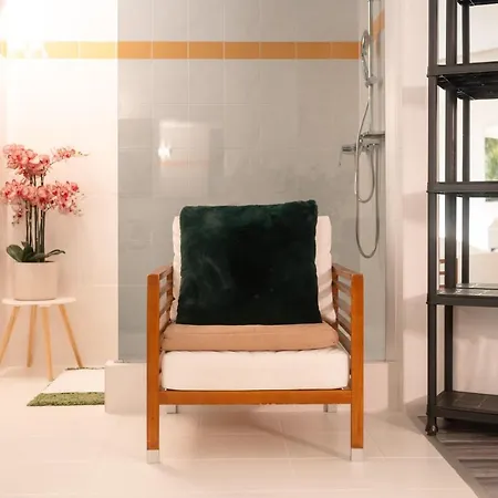 Business Sleeping Place Apartment
